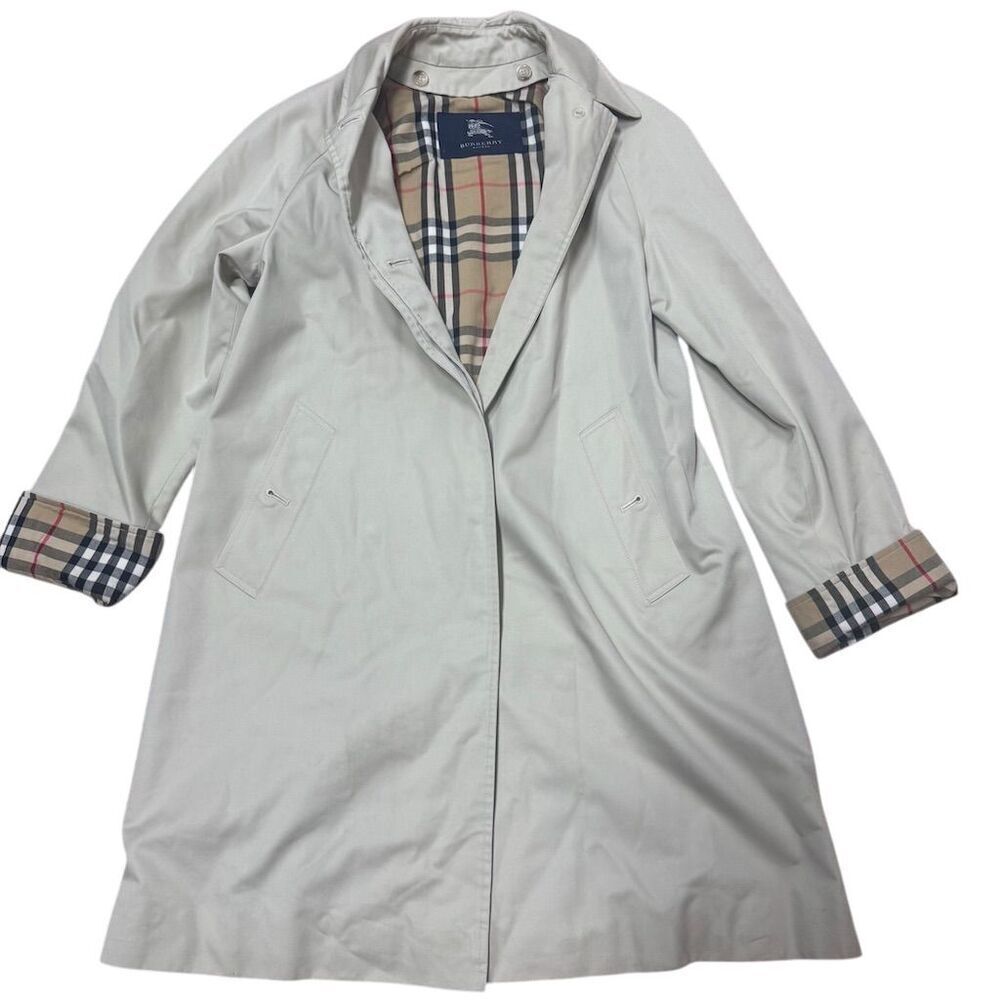 EUC Burberry Women's Beige Trench Coat Size 6 Classic Plaid Detachable Lining - Picture 3 of 16